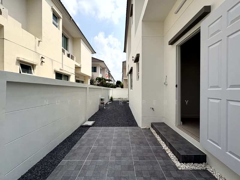 Life Bangkok Boulevard Wongwaen-Rama 9, Bangkok, Kanchanaphisek Road, Saphan Sung, Saphan Sung, Bangkok, 4 Bedrooms, 185 sqm, Single Detached House For Sale, by Nutty Property, 500155061 - DDproperty.com