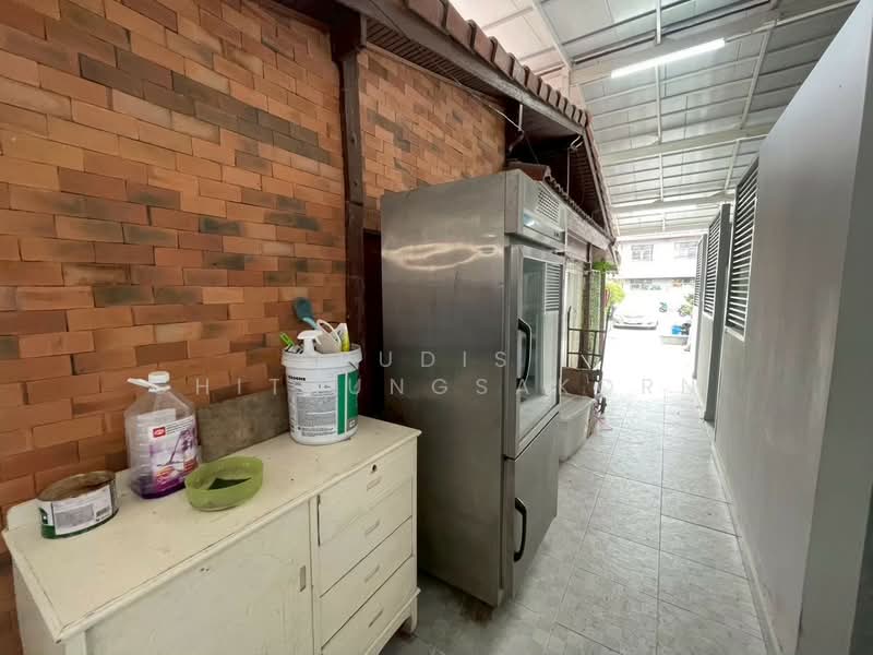 For Rent: Ready-to-Operate Commercial Space – Ratchathewi, Bangkok, Thung Phaya Thai, Ratchathewi, Bangkok, , 300 sqm, Shophouse For Rent, by Pudis Chitrungsakorn, 500155073 - DDproperty.com