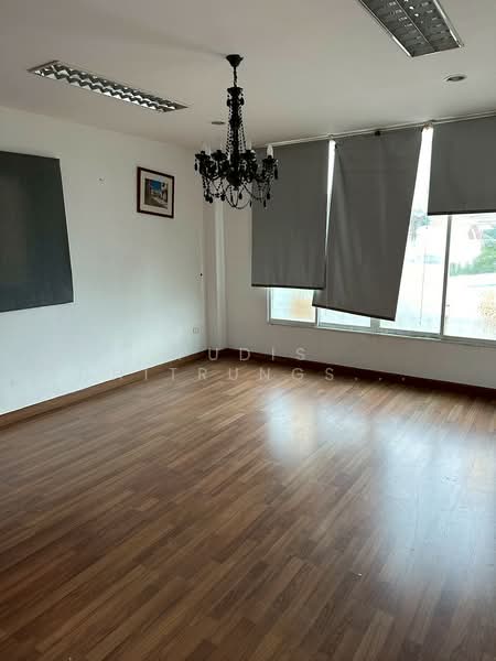For Rent | Home Office – Ari Samphan, Bangkok, Phaya Thai, Phaya Thai, Bangkok, , 560 sqm, Shophouse For Rent, by Pudis Chitrungsakorn, 500155082 - DDproperty.com