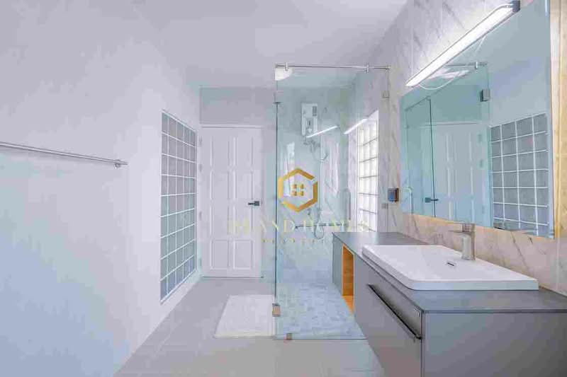 Newly Renovated Pool Villa with Spacious Garden Chalong, Phuket, Phuket, Chalong, Muang Phuket, Phuket, 3 Bedrooms, 852 sqm, Villa For Sale, by Khun Joy, 500155107 - DDproperty.com