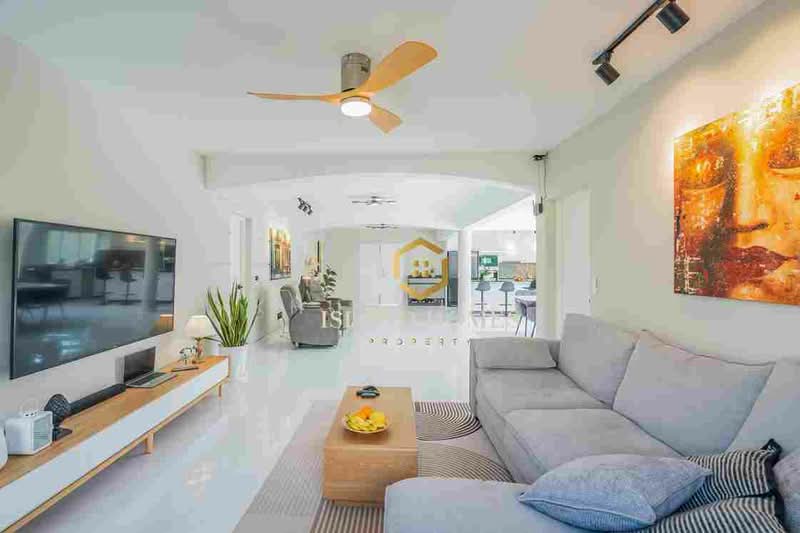 Newly Renovated Pool Villa with Spacious Garden Chalong, Phuket, Phuket, Chalong, Muang Phuket, Phuket, 3 Bedrooms, 852 sqm, Villa For Sale, by Khun Joy, 500155107 - DDproperty.com