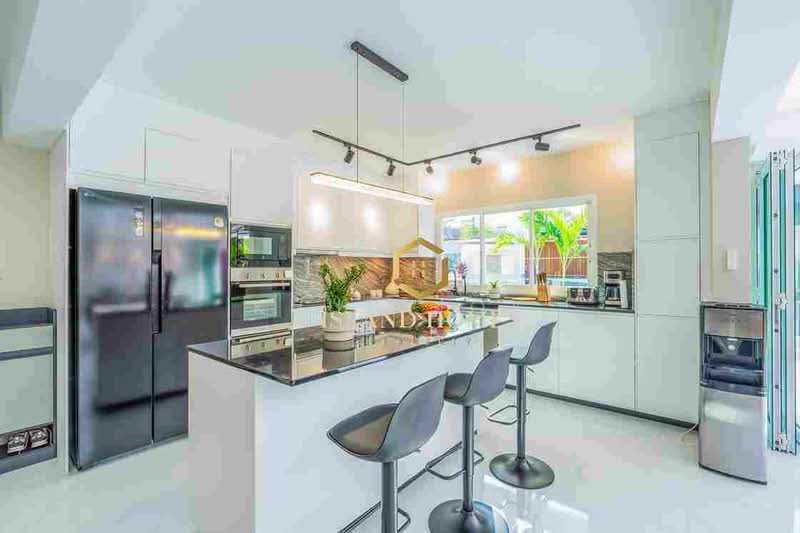 Newly Renovated Pool Villa with Spacious Garden Chalong, Phuket, Phuket, Chalong, Muang Phuket, Phuket, 3 Bedrooms, 852 sqm, Villa For Sale, by Khun Joy, 500155107 - DDproperty.com