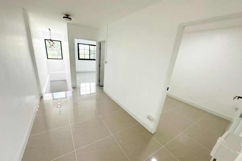 หมู่บ้านหลักสี่วิลล่า, Bangkok, ถนนแจ้งวัฒนะ, Thung Song Hong, Lak Si, Bangkok, 3 Bedrooms, 120 sqm, Townhouse For Sale, by คุณนุ่น, 500155121 - DDproperty.com