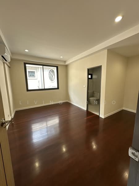 บ้านเดี่ยว ซอย ลาดพร้าว 41 แยก 6-9, Bangkok, Chan Kasem, Chatuchak, Bangkok, 6 Bedrooms, 150 sqm, Single Detached House For Rent, by Living Condo, 500155128 - DDproperty.com