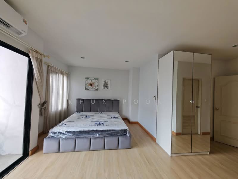 FOR RENT – 3-Storey Townhome | Company Registration Allowed (SPSSR85), Bangkok, Bang Na, Bang Na, Bangkok, 3 Bedrooms, 196 sqm, Townhouse For Rent, by Khun Poon, 500155151 - DDproperty.com
