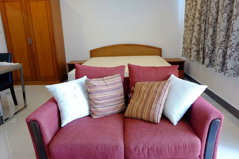 Villa Sathorn, Bangkok, 5 KrungThonBuri Road, Khlong Ton Sai, Khlong San, Bangkok, Studio, 42 sqm, Condo For Rent, by Kanchana Praneewong, 500155152 - DDproperty.com