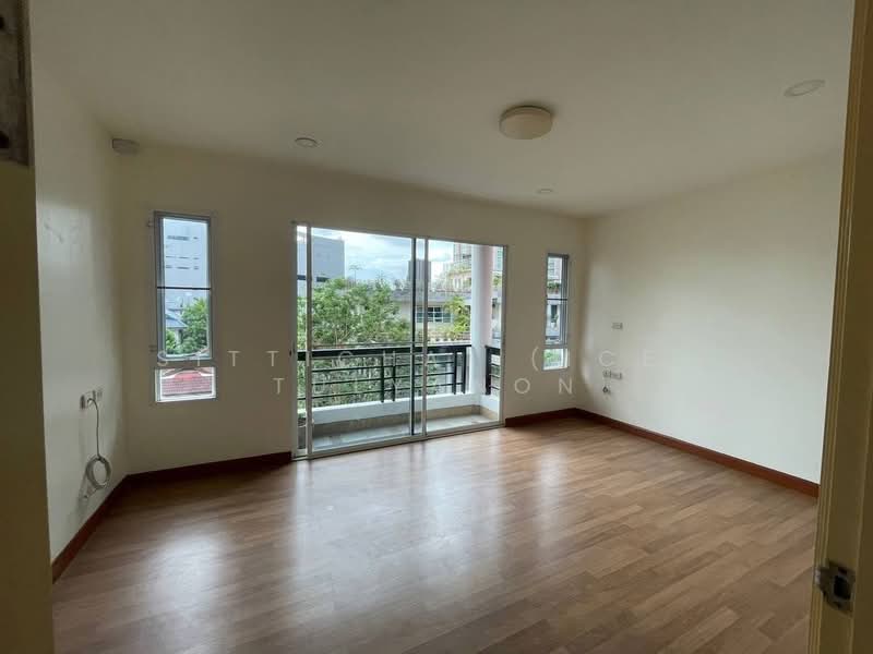 For Sale - Lumpini Suite Ratchada-Rama 3, Bangkok