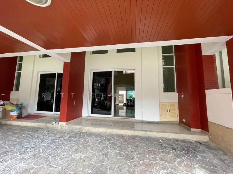 Lumpini Suite Ratchada-Rama 3 : ลุมพินี สวีท รัชดา – พระราม 3, กรุงเทพ, ซอย นราธิวาสราชนครินทร์ 30, ช่องนนทรี, ยานนาวา, กรุงเทพ, 450 ตร.ม., ทาวน์เฮ้าส์ ขาย, โดย Sittichai (Ice) Tulyanon, 500155165 - DDproperty.com