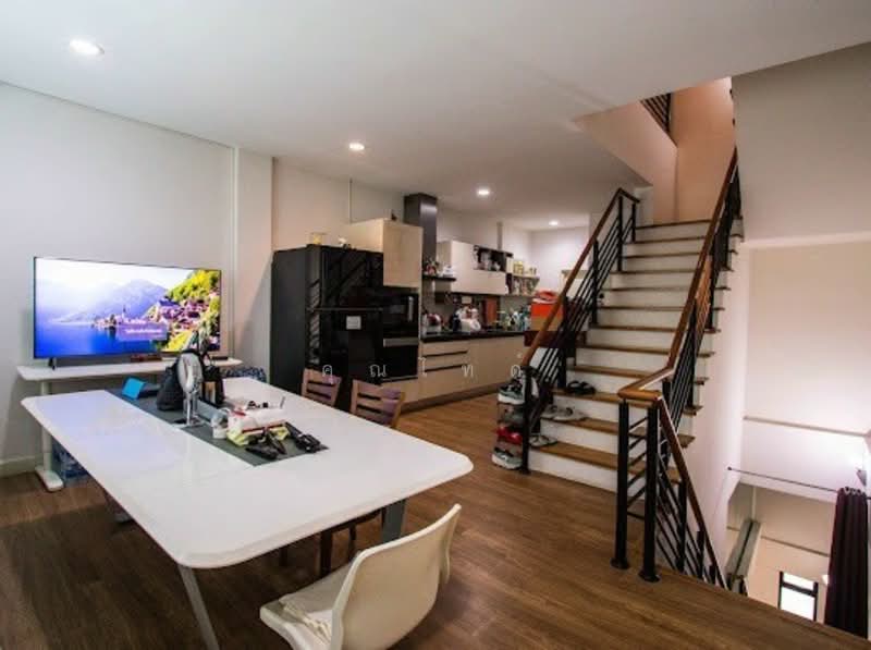 เหมาะมากหากเริ่มทำธุรกิจ!!! ขายโฮมออฟฟิศ 3.5 ชั้น โครงการ Work Place ราชพฤกษ์-จรัญฯ, Bangkok, บางแวก, Bang Waek, Phasi Charoen, Bangkok, 3 Bedrooms, 272 sqm, Townhouse For Sale, by คุณไทด์, 500155168 - DDproperty.com