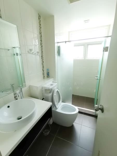 Wish @ Samyan, Bangkok, 18 Siphaya Road, Maha Phrutharam, Bang Rak, Bangkok, 2 Bedrooms, 68 sqm, Condo For Rent, by Jirachai Vongvipaporn (Benz), 500155182 - DDproperty.com