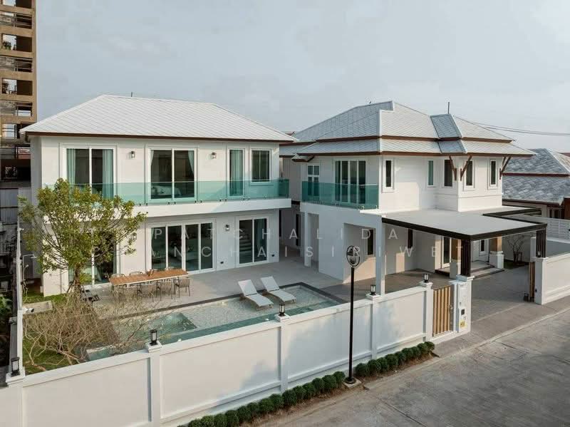 Luxury Pool Villa for Sale / Soi Khao Talo, South Pattaya, Chon Buri (Pattaya), Nong Pru, Bang Lamung (Pattaya), Chon Buri (Pattaya), 7 Bedrooms, 500 sqm, Single Detached House For Sale, by Patchalida Chanchaisiriwet, 500155196 - DDproperty.com