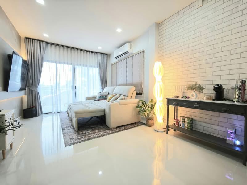 ขายบ้าน 2 ชั้นสไตล์โมเดิร์น – พัทยาตะวันออก, ชลบุรี, บางละมุง, บางละมุง, ชลบุรี, 170 ตร.ม., บ้านเดี่ยว ขาย, โดย PLC Real Estate, 500155213 - DDproperty.com