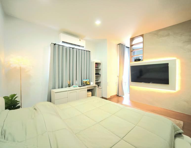 Modern 2-Storey House for Sale – East Pattaya, Chon Buri (Pattaya), Bang Lamung, Bang Lamung (Pattaya), Chon Buri (Pattaya), 4 Bedrooms, 170 sqm, Single Detached House For Sale, by PLC Real Estate, 500155213 - DDproperty.com