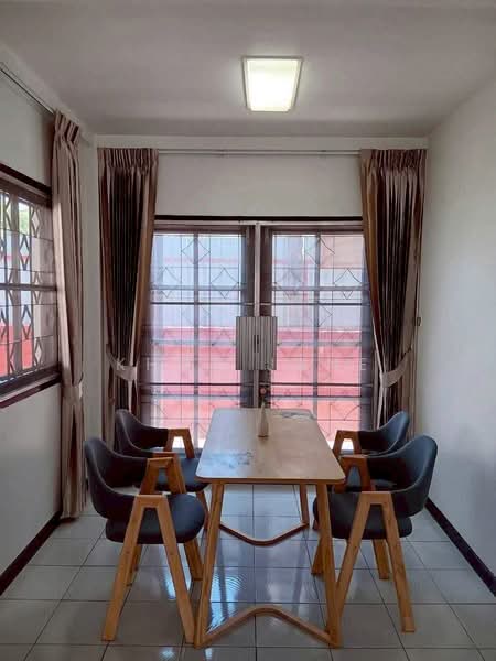 Detached House for Rent Near BTS On Nut (SPSJP155), Bangkok, สุขุมวิท54, Bang Chak, Phra Khanong, Bangkok, 3 Bedrooms, 232 sqm, Single Detached House For Rent, by Khun Jane, 500155234 - DDproperty.com