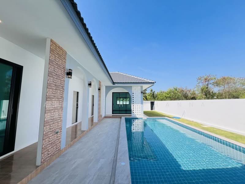 3 Bed 4 Bath Villa For Sale, Prachuap Khiri Khan, Hin Lek Fai, Hua Hin, Prachuap Khiri Khan, 3 Bedrooms, 250 sqm, Villa For Sale, by Saifon Phuphanna, 500155236 - DDproperty.com