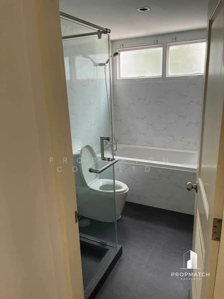 Serene Place Sukhumvit 24, Bangkok, 9 Soi Sukhumvit 24, Sukhumvit Road, Khong Tan, Khlong Toei, Bangkok, 2 Bedrooms, 109 sqm, Condo For Rent, by PROPMATCH CO., LTD., 500155262 - DDproperty.com