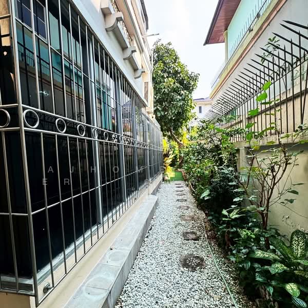 บ้านเอกสิน 2, Bangkok, Lat Phrao, Lat Phrao, Bangkok, 4 Bedrooms, 300 sqm, Single Detached House For Sale, by AJHOMECENTER - คุณจ๊ะจ๋า, 500155267 - DDproperty.com