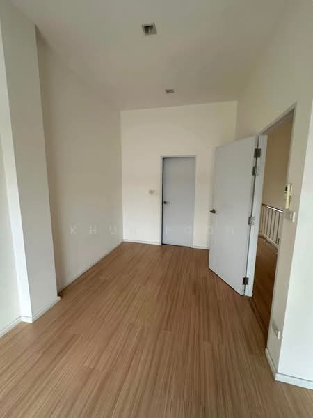 Y Residence Sukhumvit 113, Samut Prakan, Sukhumvit 113 Road (Soi Dan Samrong 42/1), Samrong Nua, Muang Samut Prakarn, Samut Prakan, 4 Bedrooms, 220 sqm, Townhouse For Rent, by Khun Poon, 500155269 - DDproperty.com