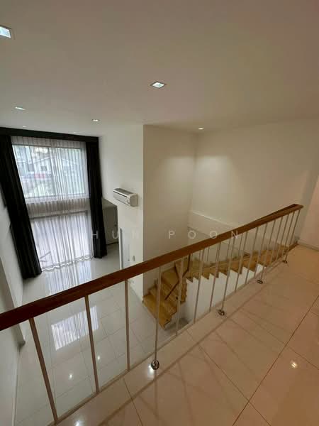 Y Residence Sukhumvit 113, Samut Prakan, Sukhumvit 113 Road (Soi Dan Samrong 42/1), Samrong Nua, Muang Samut Prakarn, Samut Prakan, 4 Bedrooms, 220 sqm, Townhouse For Rent, by Khun Poon, 500155269 - DDproperty.com