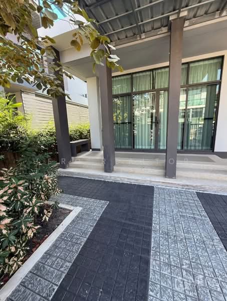 For rent 4 Bedroom Detached House in Setthasiri Pattanakarn in Prawet, Prawet, Bangkok hre00228, Bangkok, Prawet, Prawet, Bangkok, 4 Bedrooms, 180 sqm, Single Detached House For Rent, by Hero Realtor Co., Ltd., 500155278 - DDproperty.com