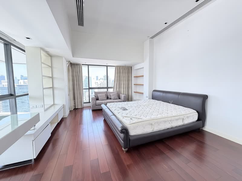 Le Raffine Sukhumvit 39, Bangkok, Soi Sukhumvit 39, Khlong Tan Nua, Watthana, Bangkok, 3 Bedrooms, 401 sqm, Condo For Rent, by RE Property, 500155289 - DDproperty.com