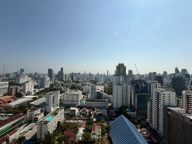 G.P. Grande Tower, Bangkok, 55 Sukhumvit 23, Khlongtoei Nua, Watthana, Bangkok, 4 Bedrooms, 400 sqm, Condo For Rent, by Gochaporn Fongsupa, 500155318 - DDproperty.com