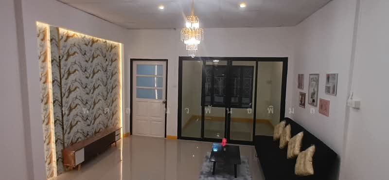 Moobaan Cho Rung Rueang 6, Nonthaburi, Bang Kruai - Sai Noi Road, Bang Rak Pattana, Bang Bua Thong, Nonthaburi, 4 Bedrooms, 124 sqm, Townhouse For Sale, by นพดล นวพันธ์พิมล, 500155319 - DDproperty.com