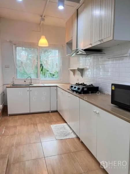 For rent 3 Bedroom Detached House in Lat Krabang, Bangkok bre22907, Bangkok, Lat Krabang, Lat Krabang, Bangkok, 3 Bedrooms, 200 sqm, Single Detached House For Rent, by Hero Realtor Co., Ltd., 500155356 - DDproperty.com