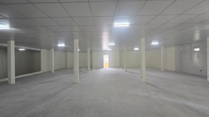 อาคารให้เช่า อินทามระ สุทธิสาร พญาไท : Buildings for rent in Intamara, Sutthisan, Phaya Thai., กรุงเทพ, สามเสนใน, พญาไท, กรุงเทพ, 1,200 ตร.ม., ตึกแถว-อาคารพาณิชย์ ให้เช่า, โดย TOAH T., 500155360 - DDproperty.com