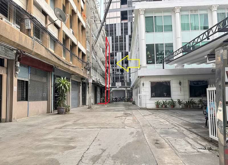 ขาย - ตึก 4 ชั้น มีดาดฟ้า ซ.สีลม 15, กรุงเทพ