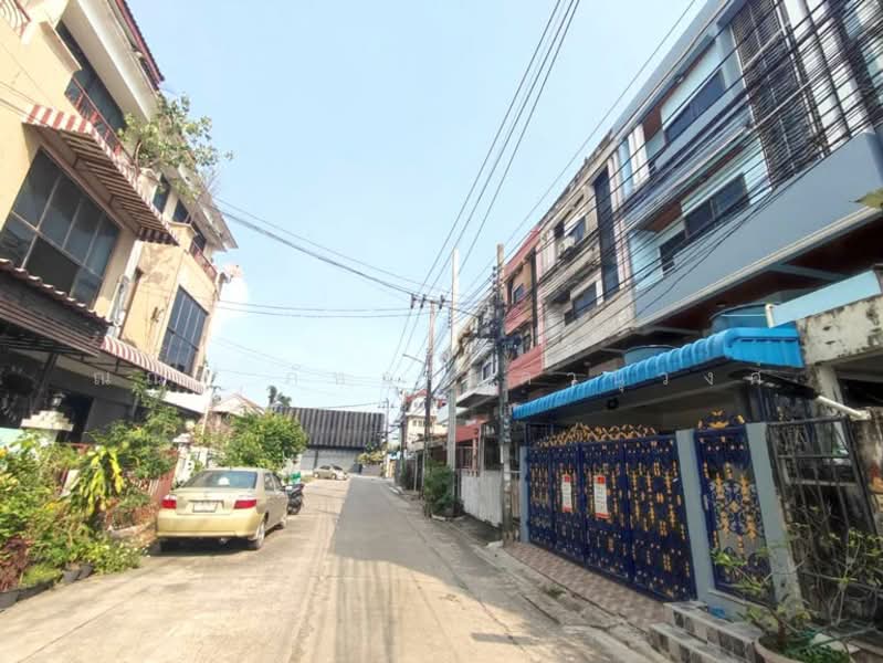 ถนนโชคชัย 4 แขวงลาดพร้าว เขตลาดพร้าว กรุงเทพมหานคร, กรุงเทพ, ลาดพร้าว, ลาดพร้าว, กรุงเทพ, 92 ตร.ม., ทาวน์เฮ้าส์ ขาย, โดย ณณัฐ ภัทรจินดานุวงศ์, 500155436 - DDproperty.com