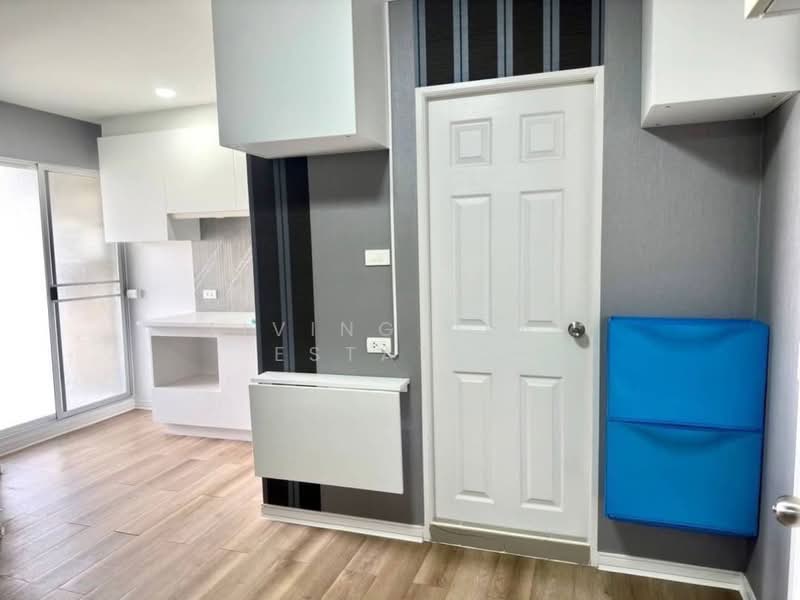 Lumpini Condo Town Bodindecha Ramkhamhaeng : ลุมพินี คอนโดทาวน์ บดินทรเดชา รามคำแหง, กรุงเทพ, ซอย รามคำแหง 43/1, พลับพลา, วังทองหลาง, กรุงเทพ, 28 ตร.ม., คอนโด ให้เช่า, โดย Living Real Estates, 500155461 - DDproperty.com