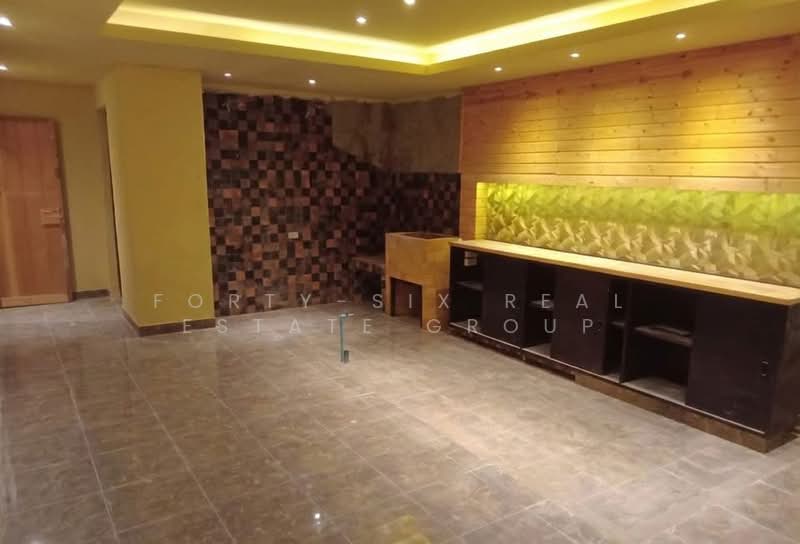 ให้เช่า บ้านเดี่ยว พญาไท BTS สะพานควาย, Bangkok, Phaya Thai, Phaya Thai, Bangkok, 4 Bedrooms, 307 sqm, Single Detached House For Rent, by Forty-Six Real Estate Group, 500155465 - DDproperty.com