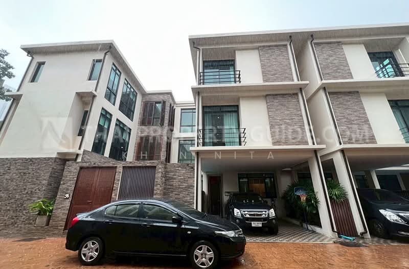 House with Private Pool in Sukhumvit, กรุงเทพ, คลองตัน, คลองเตย, กรุงเทพ, 450 ตร.ม., บ้านเดี่ยว ให้เช่า, โดย Khun Nita, 500155481 - DDproperty.com