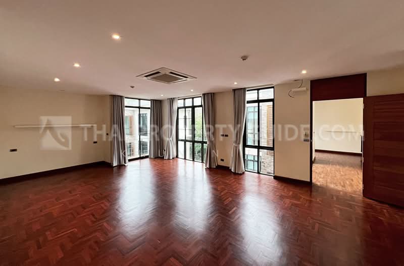 House with Private Pool in Sukhumvit, กรุงเทพ, คลองตัน, คลองเตย, กรุงเทพ, 450 ตร.ม., บ้านเดี่ยว ให้เช่า, โดย Khun Nita, 500155481 - DDproperty.com