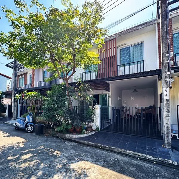 Areeya The Colors Premium Lat Pla Khao, Bangkok, Chorake Bua, Lat Phrao, Bangkok, 3 Bedrooms, 120 sqm, Townhouse For Sale, by AJHOMECENTER - คุณจ๋า, 500155482 - DDproperty.com