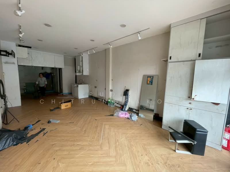 For Rent | Commercial Building – Victory Monument, Bangkok, Samsen Nai, Phaya Thai, Bangkok, , 44 sqm, Shophouse For Rent, by Pudis Chitrungsakorn, 500155484 - DDproperty.com