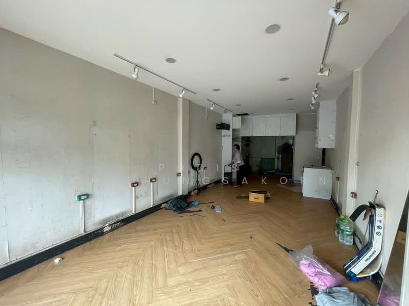 For Rent | Commercial Building – Victory Monument, Bangkok, Samsen Nai, Phaya Thai, Bangkok, , 44 sqm, Shophouse For Rent, by Pudis Chitrungsakorn, 500155484 - DDproperty.com