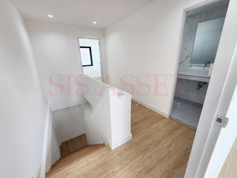 หมู่บ้าน​พระปิ่น ​4 - เพชรเกษม​ 81​, Bangkok, มาเจริญ, Nong Kham, Nong Khaem, Bangkok, 2 Bedrooms, 102 sqm, Semi-Detached House (Twin House) For Sale, by Poonyaporn Veerabulyarit, 500155506 - DDproperty.com