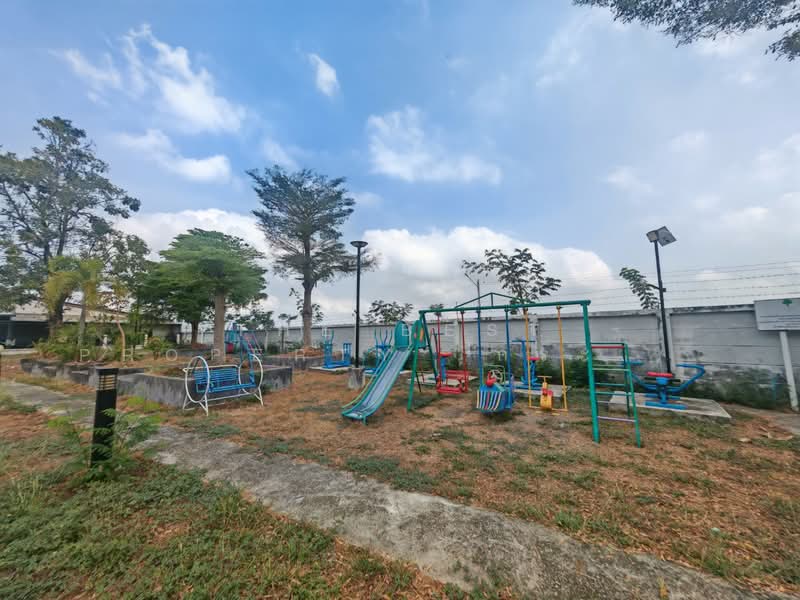 ทรัพย์รุ่งเรืองซิตี้ 3 พานทอง ชลบุรี, Chon Buri (Pattaya), Ban Khao, Phan Thong, Chon Buri (Pattaya), 2 Bedrooms, 80 sqm, Townhouse For Sale, by The Best Property กระต่าย, 500155513 - DDproperty.com