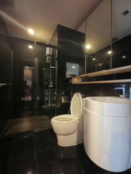 Rhythm Sukhumvit 36-38, Bangkok, 55 Soi Sukhumvit 36, Sukhumvit Road, Phra Kanong, Khlong Toei, Bangkok, 2 Bedrooms, 55 sqm, Condo For Rent, by Sakan Akkara-aektalin, 500155521 - DDproperty.com