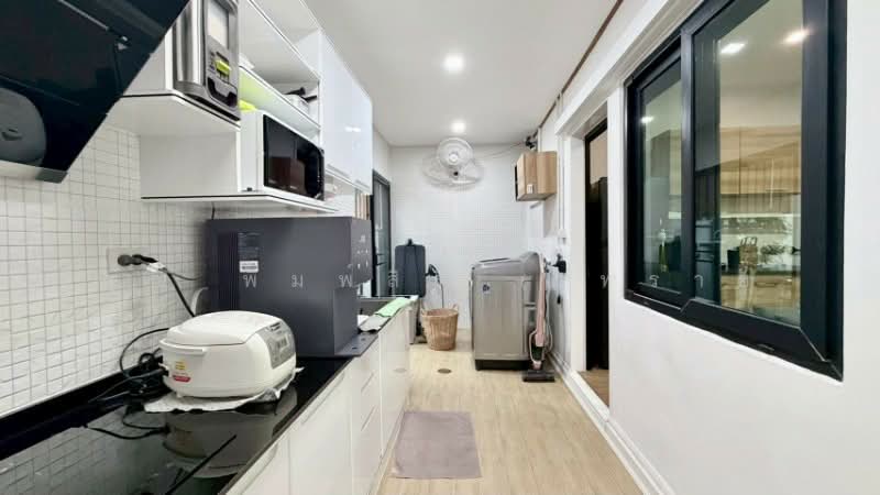 Ratcha Green Kanchanaphisek-Kantana : รัชชา กรีน กาญจนาภิเษก-กันตนา, นนทบุรี, ซอยกันตนา, บางใหญ่, บางใหญ่, นนทบุรี, 140 ตร.ม., ทาวน์เฮ้าส์ ขาย, โดย คุณ พิมพ์สิริ ( ทราย ), 500155562 - DDproperty.com