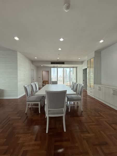 The Grand Sethiwan, Bangkok, 82 Soi Sukhumvit 24, Khong Tan, Khlong Toei, Bangkok, 3 Bedrooms, 250 sqm, Condo For Rent, by The Luxe Group, 500155565 - DDproperty.com