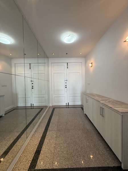 The Grand Sethiwan, Bangkok, 82 Soi Sukhumvit 24, Khong Tan, Khlong Toei, Bangkok, 3 Bedrooms, 250 sqm, Condo For Rent, by The Luxe Group, 500155565 - DDproperty.com