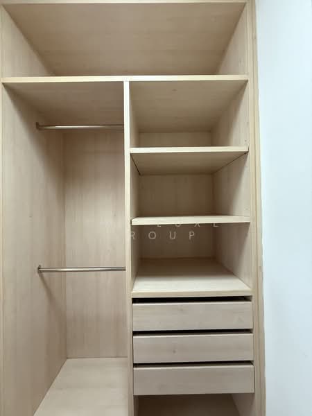 The Grand Sethiwan, Bangkok, 82 Soi Sukhumvit 24, Khong Tan, Khlong Toei, Bangkok, 3 Bedrooms, 250 sqm, Condo For Rent, by The Luxe Group, 500155565 - DDproperty.com