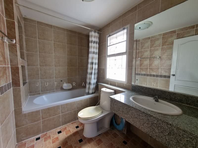 Parkway Chalet Ramkhamhaeng : พาร์คเวย์ ชาเล่ต์ รามคำแหง, กรุงเทพ, 103 ถนน รามคำแหง, มีนบุรี, มีนบุรี, กรุงเทพ, 236 ตร.ม., บ้านเดี่ยว ขาย, โดย Jutarat Jitmun, 500155573 - DDproperty.com