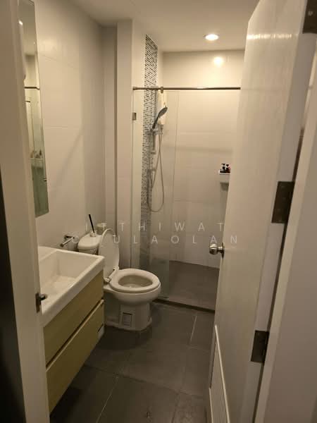 Metro Sky Bang Son Interchange (Prachachuen), Bangkok, 769 Pracha Chuen Road, Wong Sawang, Bang Sue, Bangkok, 1 Bedroom, 36 sqm, Condo For Sale, by Itthiwat Chulaolan, 500155596 - DDproperty.com