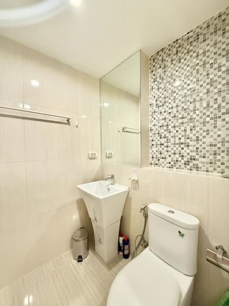 Life Ratchadapisek, Bangkok, 279 Ratchadapisaek Road, Huai Khwang, Huai Khwang, Bangkok, 1 Bedroom, 31 sqm, Condo For Rent, by Kornkanock Kanockpradit, 500155605 - DDproperty.com