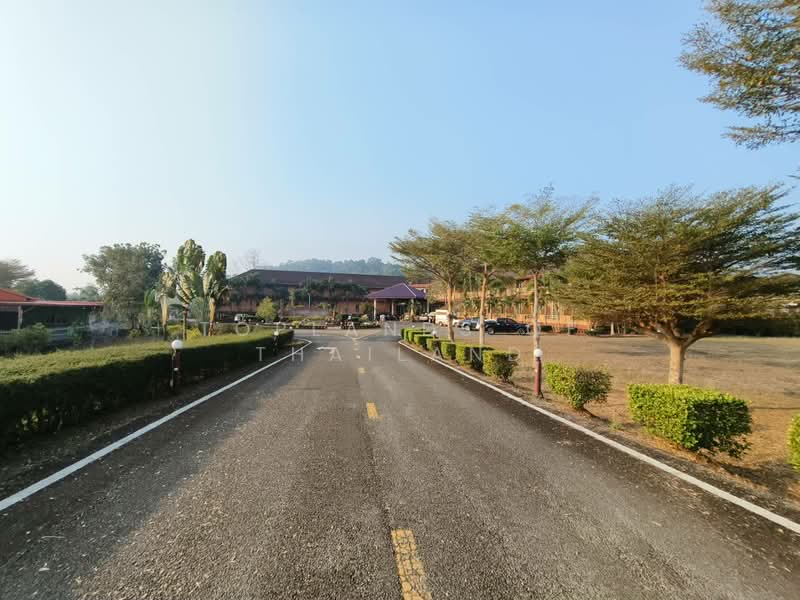 ขาย ที่ดิน รีสอร์ทและสวน ทางไปเกาะช้าง จ.ตราด เนื้อที่ 56 ไร่ 47 ตารางวา เหมาะทำการค้า ติดถนนใหญ่, Trat, Khao Saming, Khao Saming, Trat, , 89,788 sqm, Land For Sale, by TopLands of Thailand, 500155606 - DDproperty.com