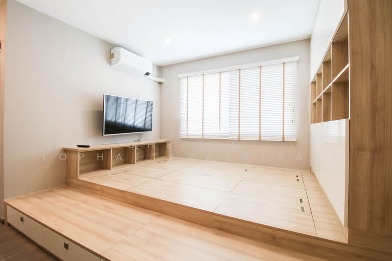 Landmark Ekamai-Ramindra, Bangkok, Sukhonthasawat Road, Lat Phrao, Lat Phrao, Bangkok, 3 Bedrooms, 168 sqm, Townhouse For Rent, by Cherlin  Lophattarakulsart, 500155610 - DDproperty.com